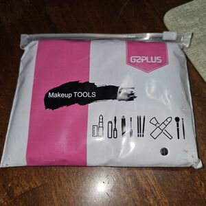 Pack Of 50 Eyelash/Eyebrow Brushes